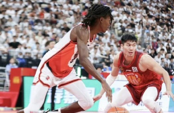 低息配资 媒体人：前江苏外援特奎维恩-史密斯新赛季将加盟深圳男篮