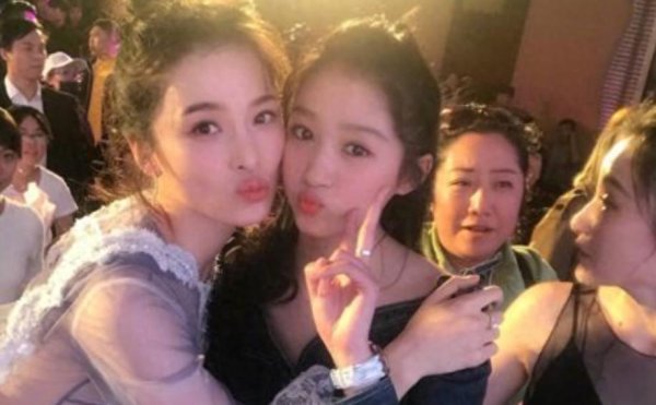 配资炒股官方 赵樱子称这辈子最感谢关晓彤，是娱乐圈真友情、还是炒作?